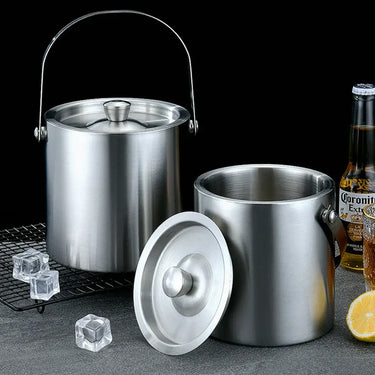 Stainless steel insulated ice bucket 1.6L with lid, perfect for keeping whiskey chilled at home bar, picnics, BBQs, pool parties, and beach outings.